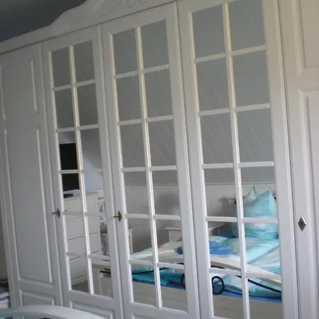Ferienhaus Arielle Glowe Zewnętrze zdjęcie
