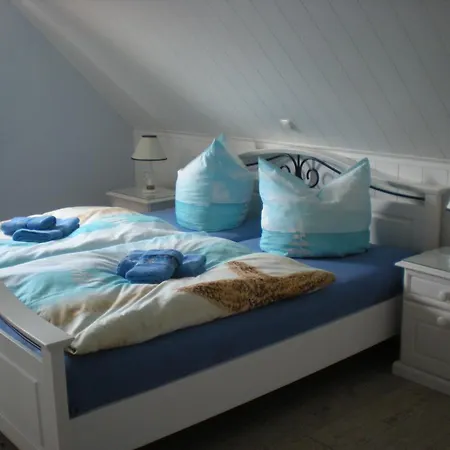 Ferienhaus Arielle Glowe Zewnętrze zdjęcie
